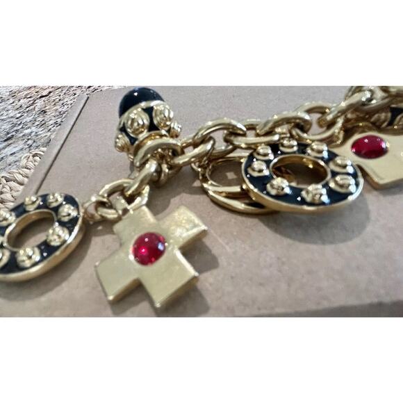 RARE St. John Signature Emblem Charm Bracelet Toggle Runway Gold +BONUS Earrings - Picture 6 of 9